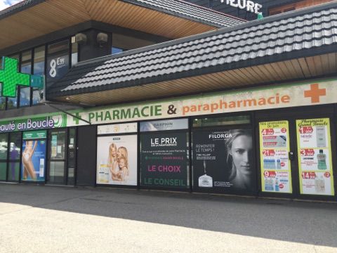 Pharmacie de Centre Commercial Hautes Alpes - Extérieur